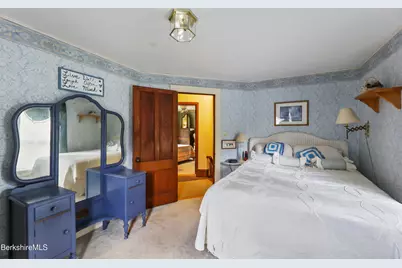 212 Highland St, Great Barrington, MA 01236 - Photo 30