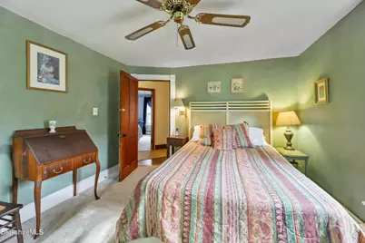 212 Highland St, Great Barrington, MA 01236 - Photo 28