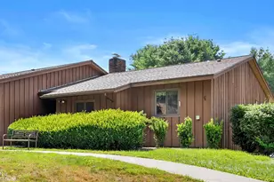 26 Churchill Crest, Pittsfield, MA 01201 - Photo 2