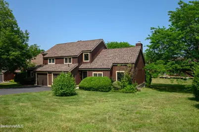 16 Windflower Way #16, Williamstown, MA 01267 - Photo 4