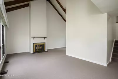 16 Windflower Way #16, Williamstown, MA 01267 - Photo 8