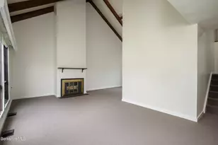 16 Windflower Wy, Williamstown, MA 01267 - Photo 8