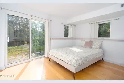 324 Park St, Great Barrington, MA 01230 - Photo 30