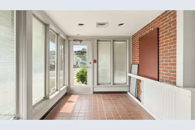 306 Wahconah St, Pittsfield, MA 01201 - Photo 6