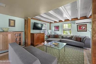 9 Castle Hill Rd, Stockbridge, MA 01262 - Photo 6