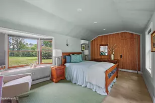 9 Castle Hill Rd, Stockbridge, MA 01262 - Photo 20