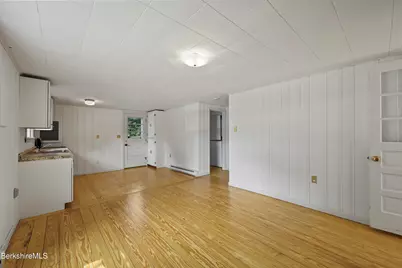 20 Pine Rd, Richmond, MA 01254 - Photo 12