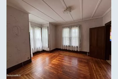 672-676 N Hoosac Rd, Williamstown, MA 01267 - Photo 6