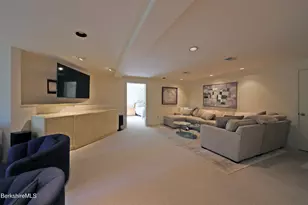 19 Hawthorne Rd, Stockbridge, MA 01262 - Photo 40