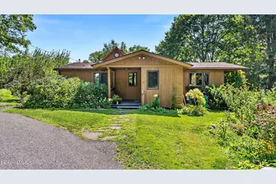 2 Lake Ave, Great Barrington, MA 01230 - Photo 36