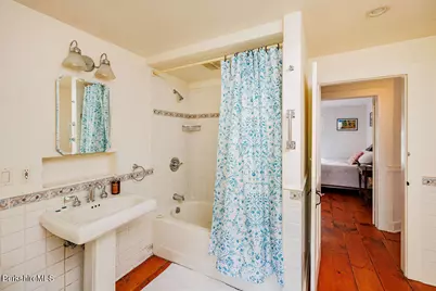 35 Mechanic St, Great Barrington, MA 01230 - Photo 20