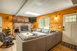 50 Beach Rd, Becket, MA 01223 - Photo 8