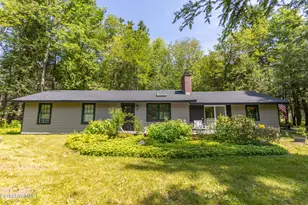 50 Beach Rd, Becket, MA 01223 - Photo 2