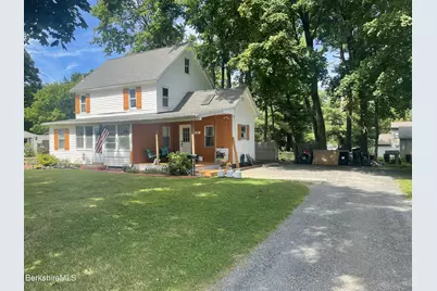 51 Foote Ave, Pittsfield, MA 01201 - Photo 2