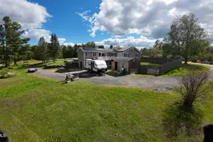 554 Main St, Becket, MA 01223 - Photo 1
