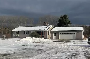 554 Main St, Becket, MA 01223 - Photo 34