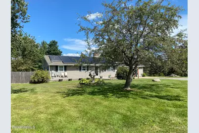 554 Main St, Becket, MA 01223 - Photo 10