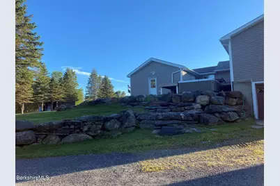 554 Main St, Becket, MA 01223 - Photo 28