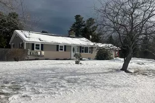 554 Main St, Becket, MA 01223 - Photo 30