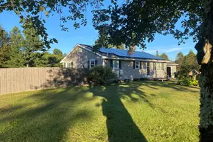 554 Main St, Becket, MA 01223 - Photo 1