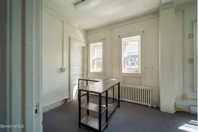 20 Bank Row, Pittsfield, MA 01201 - Photo 22
