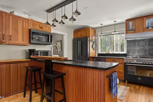 220 Kemble St, Lenox, MA 01240 - Photo 14