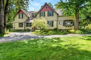 220 Kemble St, Lenox, MA 01240 - Photo 32