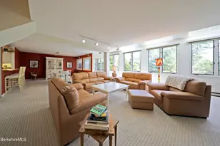 19 Hawthorne Rd, Stockbridge, MA 01262 - Photo 6