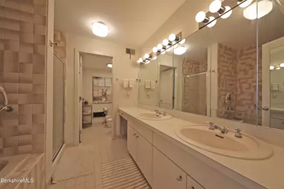 19 Hawthorne Rd #Carriage Barn E-2, Stockbridge, MA 01262 - Photo 28