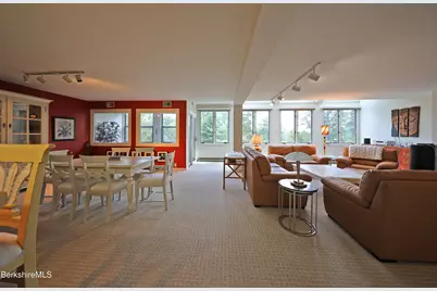 19 Hawthorne Rd #Carriage Barn E-2, Stockbridge, MA 01262 - Photo 10