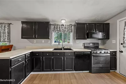 188 North St, Dalton, MA 01226 - Photo 12