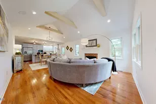 15 Orchard Ln, Williamstown, MA 01267 - Photo 2