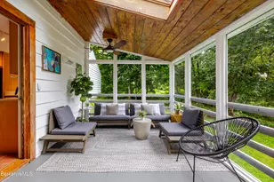 11 Prospect St, Great Barrington, MA 01230 - Photo 18