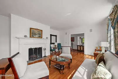 89 Crofut St, Pittsfield, MA 01201 - Photo 14