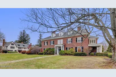 89 Crofut St, Pittsfield, MA 01201 - Photo 44