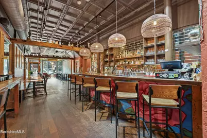 438 North St, Pittsfield, MA 01201 - Photo 10