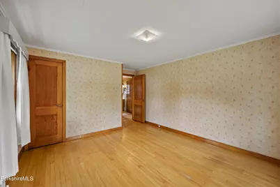 34 Anthony St, Adams, MA 01220 - Photo 12