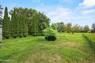 34 Anthony St, Adams, MA 01220 - Photo 24