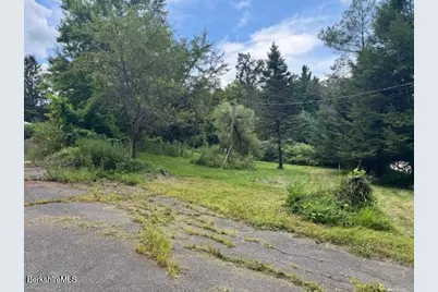 11 Rowe Rd, Alford, MA 01230 - Photo 2