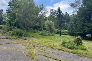 11 Rowe Rd, Alford, MA 01230 - Photo 2