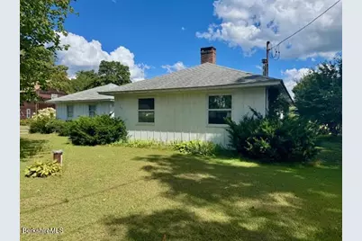 153 E Main St, Sheffield, MA 01222 - Photo 2