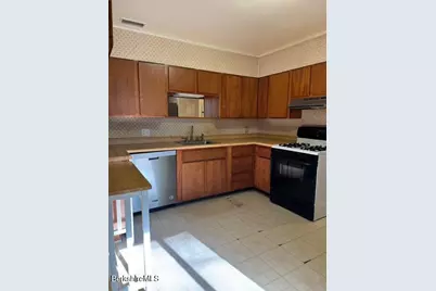 153 E Main St, Sheffield, MA 01222 - Photo 14