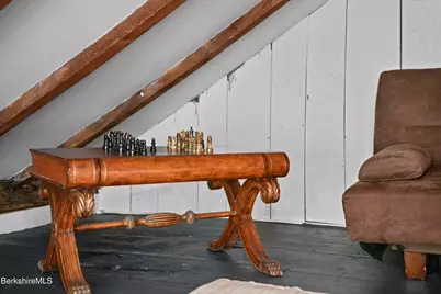 1574-159 Pleasant St, Lee, MA 01238 - Photo 8