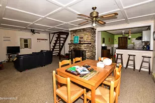 455 King Richard Dr, Becket, MA 01223 - Photo 10