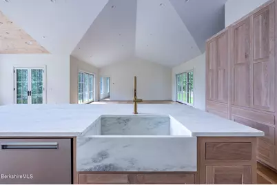 414 S Undermountain Rd, Sheffield, MA 01257 - Photo 14