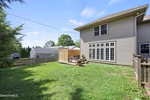 39 Lexington Pkwy, Pittsfield, MA 01201 - Photo 38