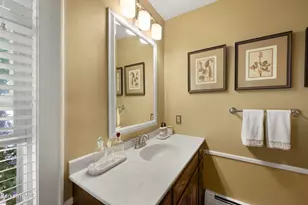 39 Lexington Pkwy, Pittsfield, MA 01201 - Photo 28