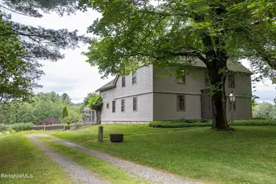 18 Goodrich St, Stockbridge, MA 01262 - Photo 8