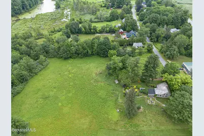 18 Goodrich St, Stockbridge, MA 01262 - Photo 60