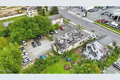 717 East St, Pittsfield, MA 01201 - Photo 2